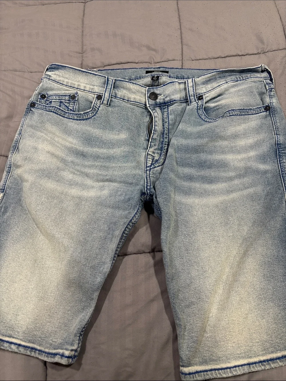 True Religion Men’s Light Blue Relaxed Denim Jeans